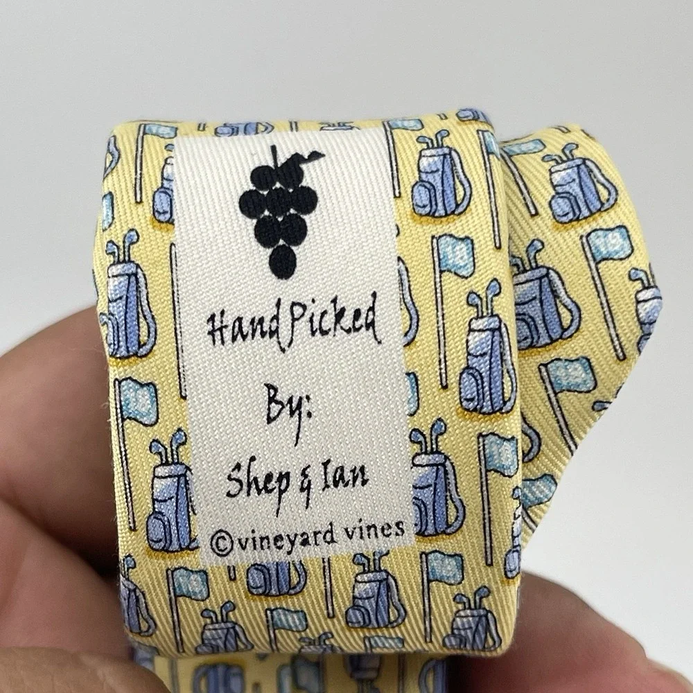Vineyard Vines Tie Mens One Size Yellow Palm Tree Silk Hand Made USA Prep